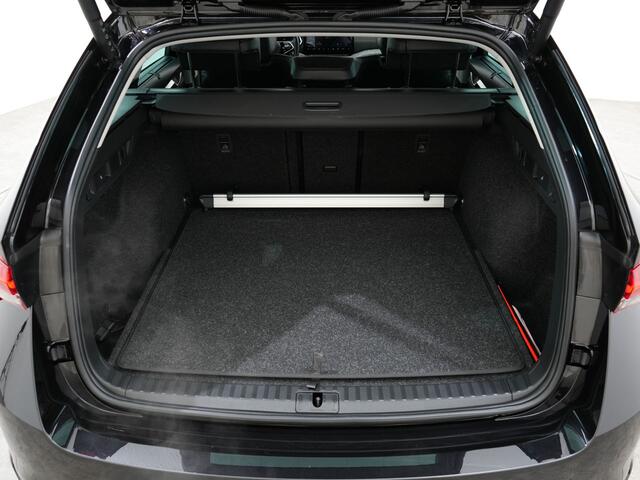 Skoda OCTAVIA Combi 1.5 E-TSI 150PK BUSINESS PLUS DSG | Virtual Cockpit | Navi | El. achterklep | Cruise adaptief