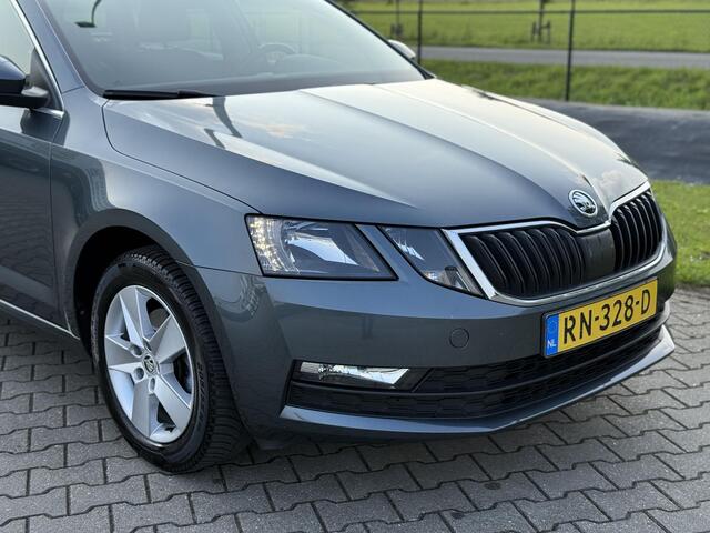 Skoda OCTAVIA Combi 1.4 TSI Greentech Ambition Business NL auto, top staat, nieuwe APK !