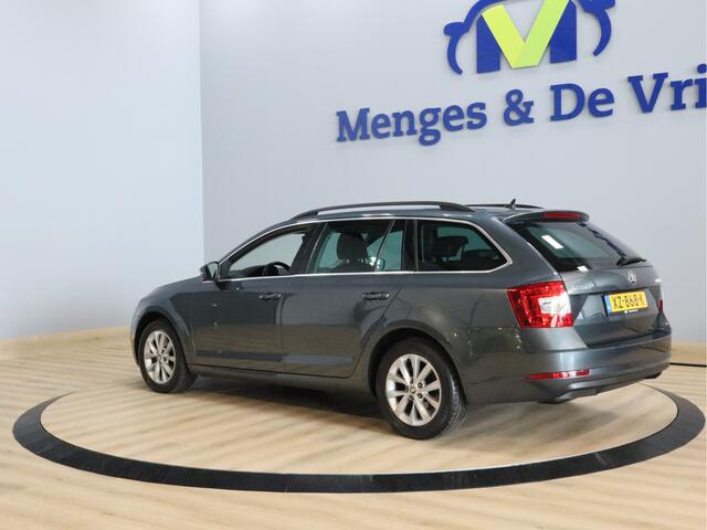 Skoda OCTAVIA Combi 1.0 TSI Greentech Ambition Business Airco ECC | Automaat | Trekhaak | Adaptive Cruise Control |Stoelverwarming | NAP | Apple Carplay Android Auto