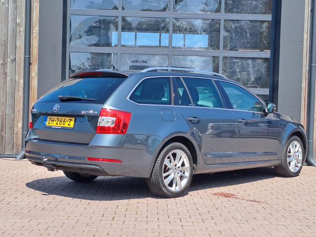 Skoda OCTAVIA Combi 1.0 TSI Greentech Ambition Business | LED | Trekhaak | Navi | PDC | App-connect |