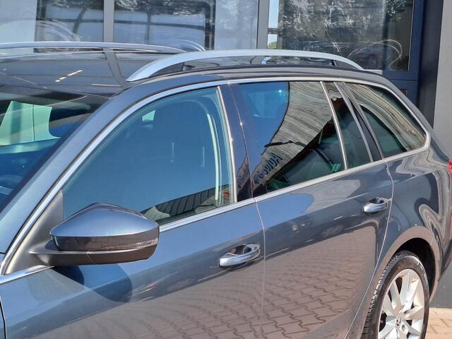 Skoda OCTAVIA Combi 1.0 TSI Greentech Ambition Business | LED | Trekhaak | Navi | PDC | App-connect |