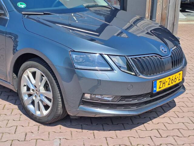 Skoda OCTAVIA Combi 1.0 TSI Greentech Ambition Business | LED | Trekhaak | Navi | PDC | App-connect |