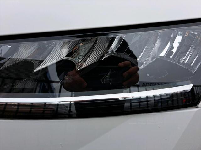 Skoda OCTAVIA 1.0 TSI Sport Business Trekhaak wegklapbaar / LED / Airco (Clima) Navigatie / Parkeersensoren