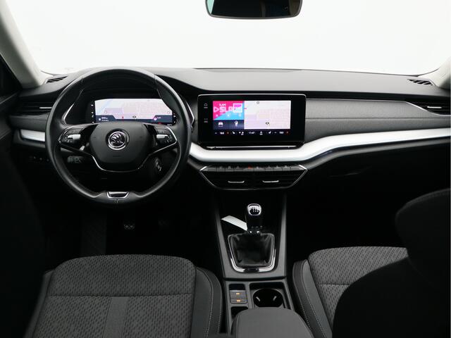 Skoda OCTAVIA Combi 1.5 TSI First Edition/ compleet/ zeer mooi!