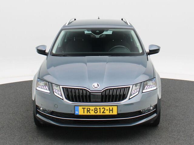 Skoda OCTAVIA Combi 1.0 TSi 115 Pk Automaat Style Business | Full LED | Trekhaak | Adaptive Cruise | Navigatie | Camera | 17 Inch | 21.104 Km!!