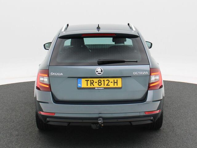Skoda OCTAVIA Combi 1.0 TSi 115 Pk Automaat Style Business | Full LED | Trekhaak | Adaptive Cruise | Navigatie | Camera | 17 Inch | 21.104 Km!!