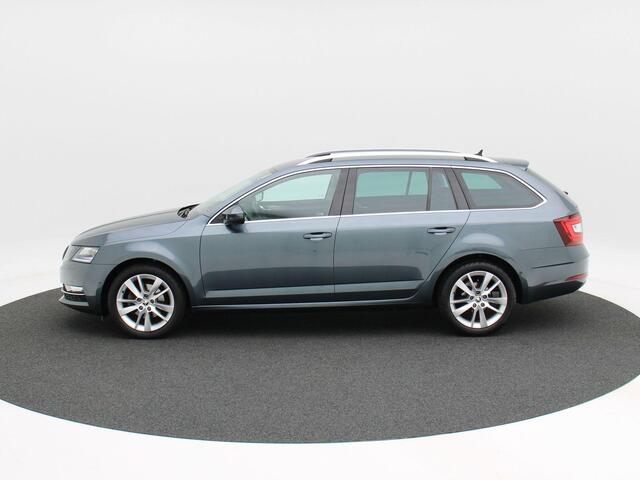 Skoda OCTAVIA Combi 1.0 TSi 115 Pk Automaat Style Business | Full LED | Trekhaak | Adaptive Cruise | Navigatie | Camera | 17 Inch | 21.104 Km!!