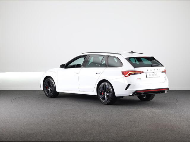Skoda OCTAVIA Combi 1.4 TSI RS iV PHEV Business 245PK PHEV | Verlengde garantie | Adaptive cruise control | Trekhaak wegklapbaar | Parkeercamera |