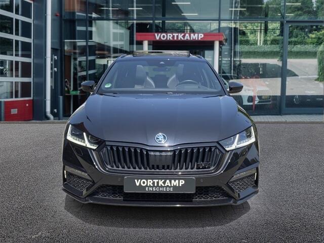 Skoda OCTAVIA 1.4 TSI DSG RS IV PANO-DAK/CAMERA/MEMORY/NAVI/ACC/STOELVERW/E-KLEP