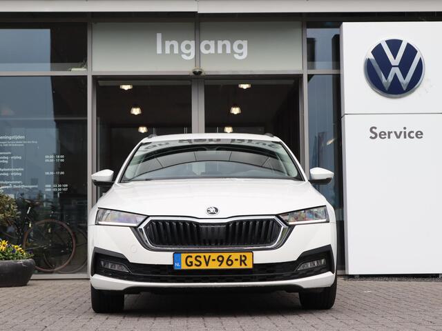 Skoda OCTAVIA Combi 1.4 TSI 204 pk DSG iV PHEV Business Edition | Navigatie via Smart Link | Climatronic | LED | PDC Achter | Cruise Control | DAB |