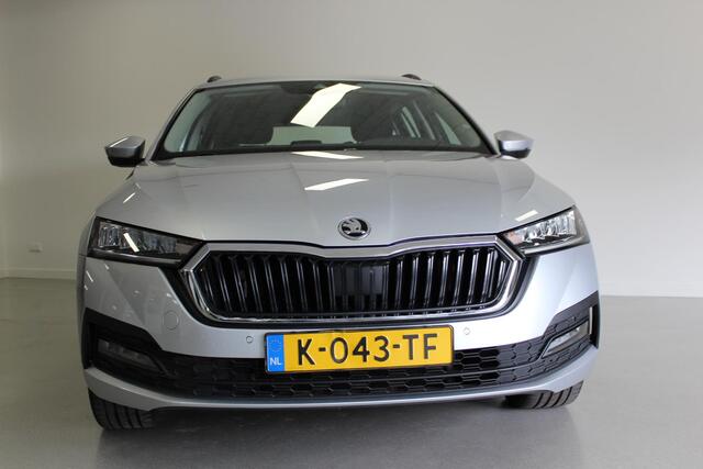 Skoda OCTAVIA Combi 1.4 TSI iV PHEV Business Edition | 18'LMV | TREKHAAK | CRUISE | CARPLAY | PDC-V/A | CLIMA | NAVI | LED | E-KLEP |