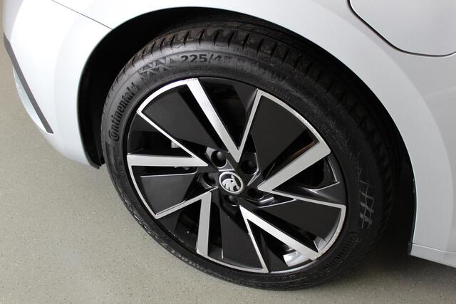 Skoda OCTAVIA Combi 1.4 TSI iV PHEV Business Edition | 18'LMV | TREKHAAK | CRUISE | CARPLAY | PDC-V/A | CLIMA | NAVI | LED | E-KLEP |