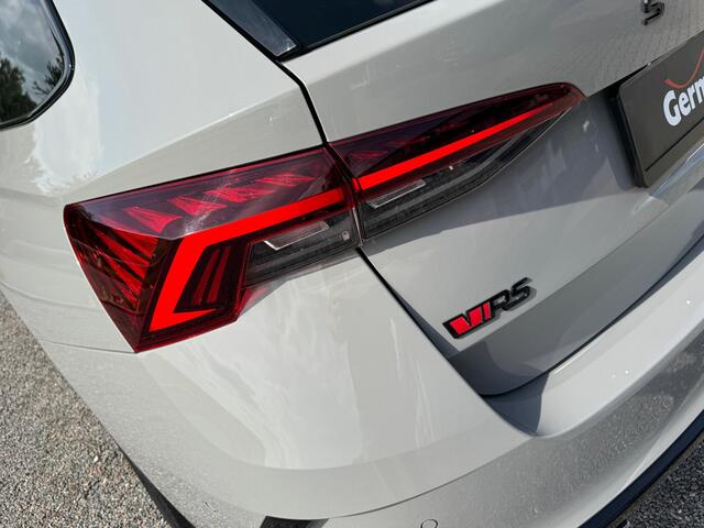 Skoda OCTAVIA Combi 1.4 TSI RS iV PHEV Business Pano Canton-Audio HUD Matrix Massage+Memorystoelen VOL!