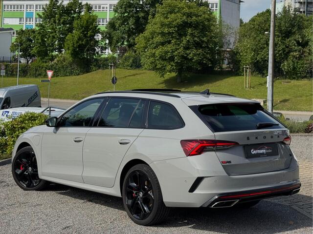 Skoda OCTAVIA Combi 1.4 TSI RS iV PHEV Business Pano Canton-Audio HUD Matrix Massage+Memorystoelen VOL!