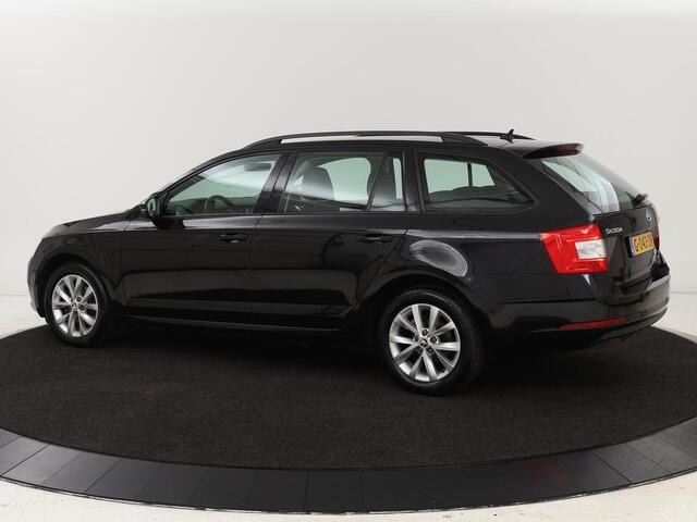 Skoda OCTAVIA Combi 1.0 TSI Grt Amb. Bns | Adaptive cruise | DSG Automaat | Climate control | Carplay | Parkeerhulp
