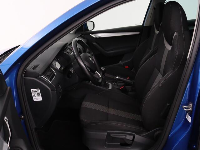 Skoda OCTAVIA Combi 1.0 TSI Grt Amb. Bns | Camera | Trekhaak | Adaptive cruise | Carplay | Navigatie | Sportstoelen | Climate control