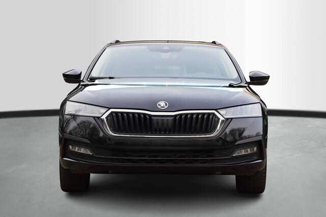 Skoda OCTAVIA Combi 1.4 TSI iV 204pk PHEV Business Edition / Camera / Smart Link / Stoelverwarming v + a / Wordt Verwacht