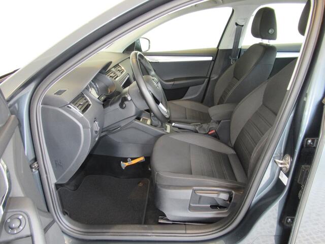 Skoda OCTAVIA 1.5 TSI Grt. Ambition Business Trekhaak, Apple/Android