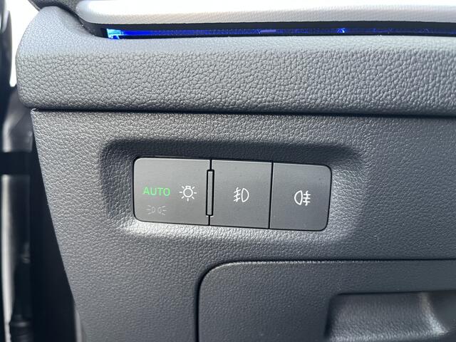 Skoda OCTAVIA 1.0 e-TSI Business Edition / AUTOMAAT/ DIGITAL DASH/ CRUISE/ LED/ SMARTLINK/ NAVI/ DAB/ 17" LMV/ PARK. SENSOREN/ RIJ-MODI/ CLIMA