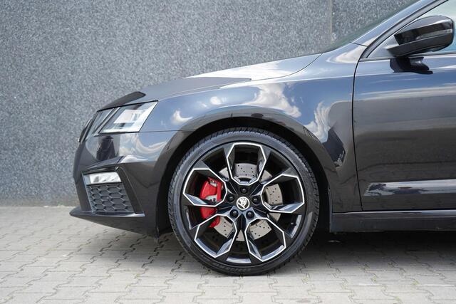 Skoda OCTAVIA 2.0 TSI RS 245 /Pano/Memory/Carplay/Camera/ACC