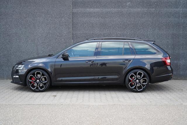 Skoda OCTAVIA 2.0 TSI RS 245 /Pano/Memory/Carplay/Camera/ACC
