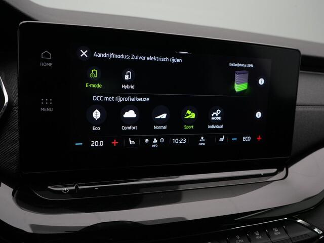 Skoda OCTAVIA Combi 1.4 TSI 204 pk DSG iV PHEV Business Edition Plus | Geheugenstoelen | Matrix LED | Adaptief onderstel | Head-up display | Stuur-/achterbankverwarming