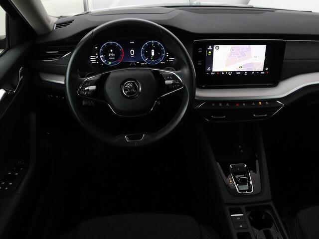 Skoda OCTAVIA 1.0 e-TSI Bns Edition Plus | Memory | Stoelverwarming | Trekhaak | Elektrische achterklep | Head-up | Adaptive cruise control