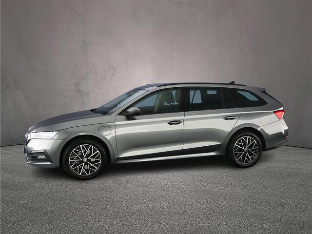 Skoda OCTAVIA Combi Business Edition 1.4 TSI PHEV 204pk DSG Automaat Cruise control, Parkeersensoren, App connect, LED koplampen, Airco, DAB, Radio, Bluetooth