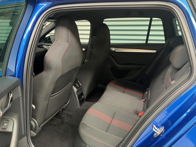 Skoda OCTAVIA Combi 1.5 TSI SPORT/NAVI/CARPLAY/PDC V+A/TREKH/ENZ