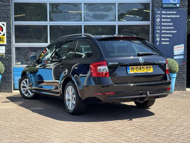 Skoda OCTAVIA Combi 1.0 TSI Greentech Style Business Prijs Inclusief Onderhoud & 12 Maand BOVAG Garantie | Trekhaak | Achteruitrijcamera |