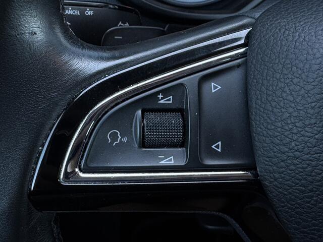 Skoda OCTAVIA Combi 1.0 TSI Greentech Style Business Prijs Inclusief Onderhoud & 12 Maand BOVAG Garantie | Trekhaak | Achteruitrijcamera |