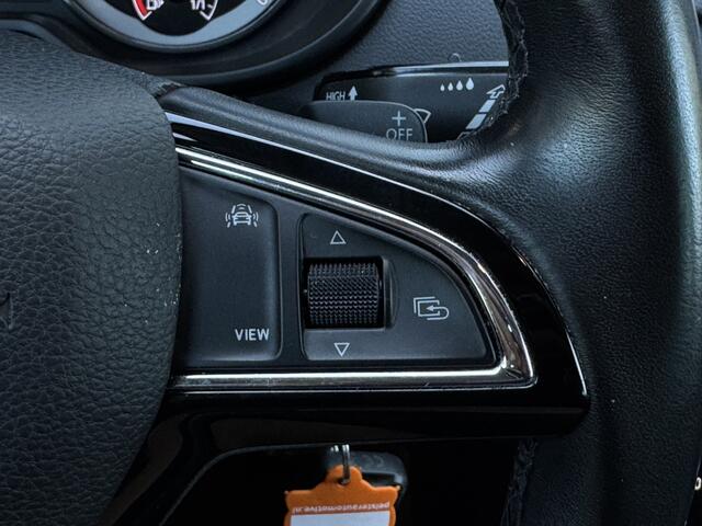 Skoda OCTAVIA Combi 1.0 TSI Greentech Style Business Prijs Inclusief Onderhoud & 12 Maand BOVAG Garantie | Trekhaak | Achteruitrijcamera |
