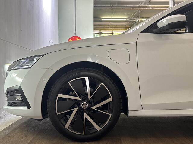 Skoda OCTAVIA Combi TSI iV 204PK DSG HYBRID PHEV BUSINESS EDITION CAMERA/NAVI/HEAD-UP