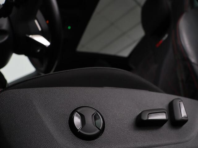 Skoda OCTAVIA 1.4 TSI RS iV PHEV Business | Panoramadak | Leder/Alcantara | Adaptive cruise | Massage | Camera | Side Assist | Matrix LED | Carplay | Memory | Navigatie