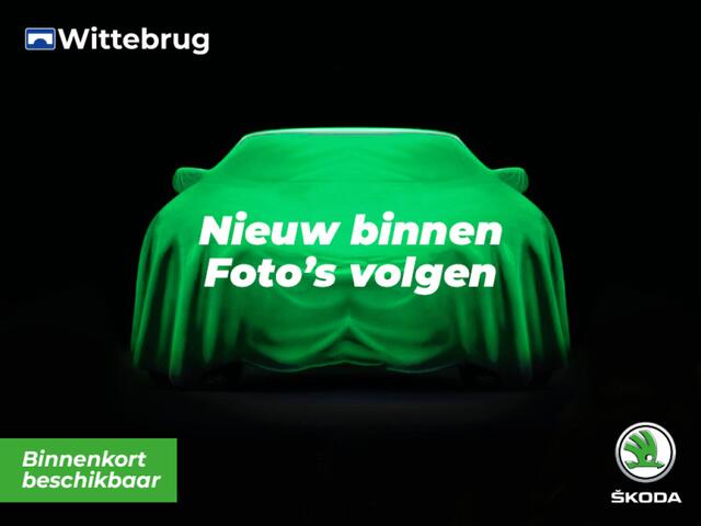 Skoda OCTAVIA Combi 1.4 TSI iV PHEV 204pk DSG Business Edition / Navigatie / Keyless / 17"