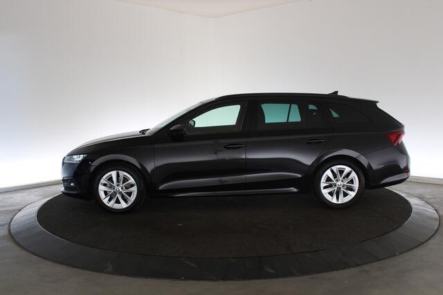 Skoda OCTAVIA Combi 1.0 TSI e-TEC MHEV DSG Sport Business | Trekhaak | PDC V+A | Carplay | Stoelverwarming | LED |