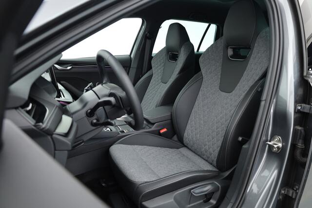 Skoda OCTAVIA Combi 1.5 TSI Sportline DSG | HUD | Crystal lighting | Camera | Keyless | Adapt. Cruise | Stoelverw.