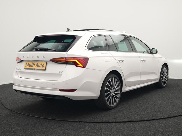 Skoda OCTAVIA Combi 1.4 TSI iV Style Plug In Hybrid 204pk PHEV | Panodak | Sportstoelen Memory & Verwarmd | Canton Audio | 19"L.M | Virtual | Keyless | Apple Carplay | Parkassist | Sfeerverlichting |