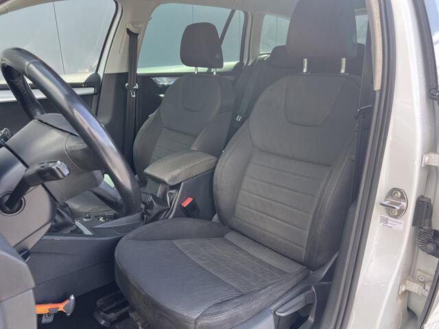 Skoda OCTAVIA Combi 2.0 TDI Greentech Style Business | Canton Sound | Stoel verwarming | NAP!