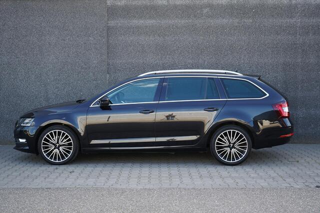Skoda OCTAVIA Combi 1.4 TSI Greentech Style Business /Virtual/Keyless/Memory/Carplay/Camera/ACC