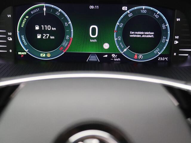 Skoda OCTAVIA Combi 1.4 TSI iV PHEV Business Edition Plus 204PK DSG Pano-Schuifdak, Adaptieve Cruise Controle, Head-Up Display, Side Assist, Keyless, Elektr. Achterklep, Achteruitrijcamera, Stoel-Stuurverwarming, 17" LM Velgen