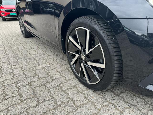 Skoda OCTAVIA Combi 1.4 TSI iV PHEV Business Edition virtuasl cockpipt, memory stoelen, navi, cruise