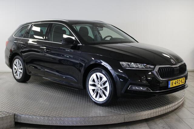Skoda OCTAVIA Combi 1.0 TSI Style | Panoramadak | Navigatie | Elek. trekhaak | Parkeersensoren | Cruise control | Stoelverwarming |