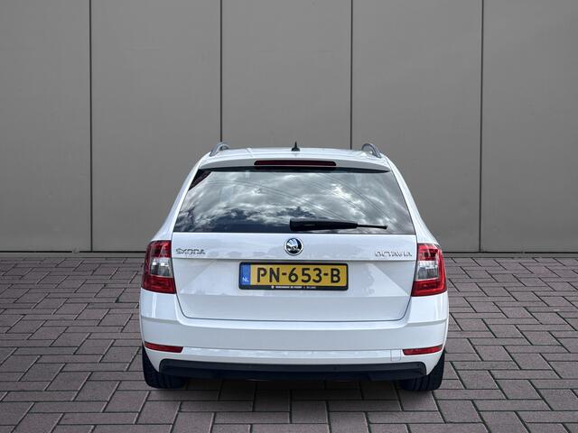 Skoda OCTAVIA Combi 1.0 TSI Ambition Business | NL-auto | Navi | Carplay | Clima | PDC | BTW