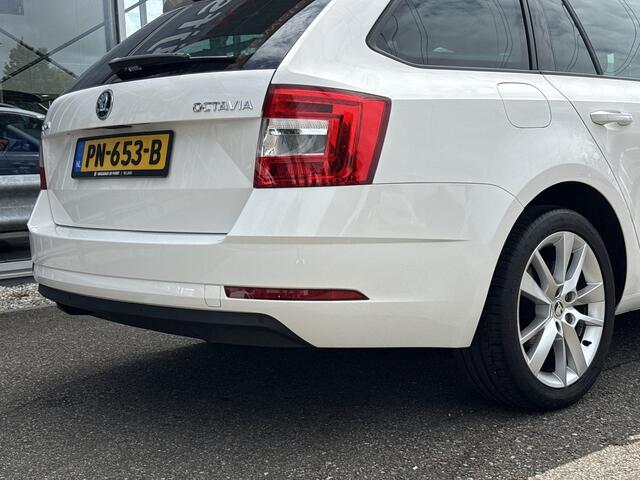 Skoda OCTAVIA Combi 1.0 TSI Ambition Business | NL-auto | Navi | Carplay | Clima | PDC | BTW