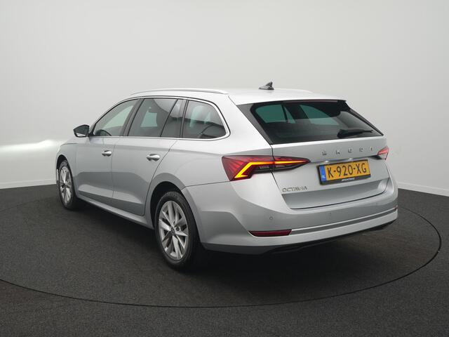 Skoda OCTAVIA Combi 1.0 TSI Business Edition Plus - RIJKLAARPRIJS - Adaptieve Cruise Control - Stoelverwarming