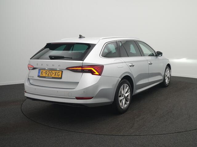 Skoda OCTAVIA Combi 1.0 TSI Business Edition Plus - RIJKLAARPRIJS - Adaptieve Cruise Control - Stoelverwarming