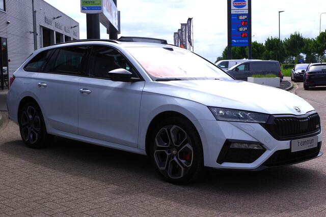 Skoda OCTAVIA Combi 1.4 TSI RS iV PHEV 245 PK Business, Panoramadak, Leder-Alcantara, Canton Sound, Head-Up, Memory