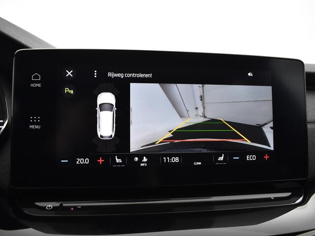 Skoda OCTAVIA Combi 1.4 Tsi 204pk DSG iV PHEV Sportline Business · Camera · Apple/Android Car Play · Keyless · Matrix LED · Elek. Achterklep · Trekhaak · 17'' Inch ·