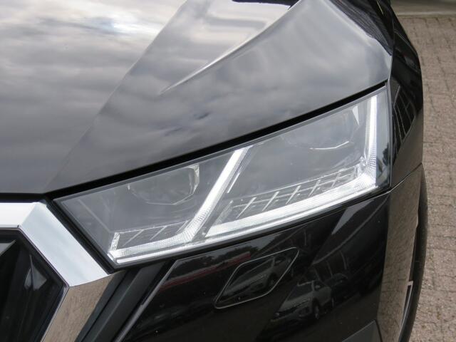 Skoda OCTAVIA Combi 1.4 TSI 204pk IV PHEV Business Edition / Stoel en stuurwiel verwarming / Navi / Led / 18 Inch / BOVAG garantie